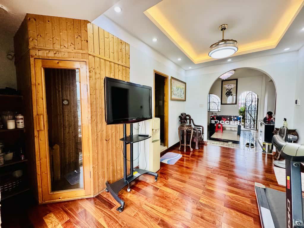 Bán nhà Bình Tân - Biệt thự Khu Tên Lửa - Giá chỉ nhỉnh 29 tỷ